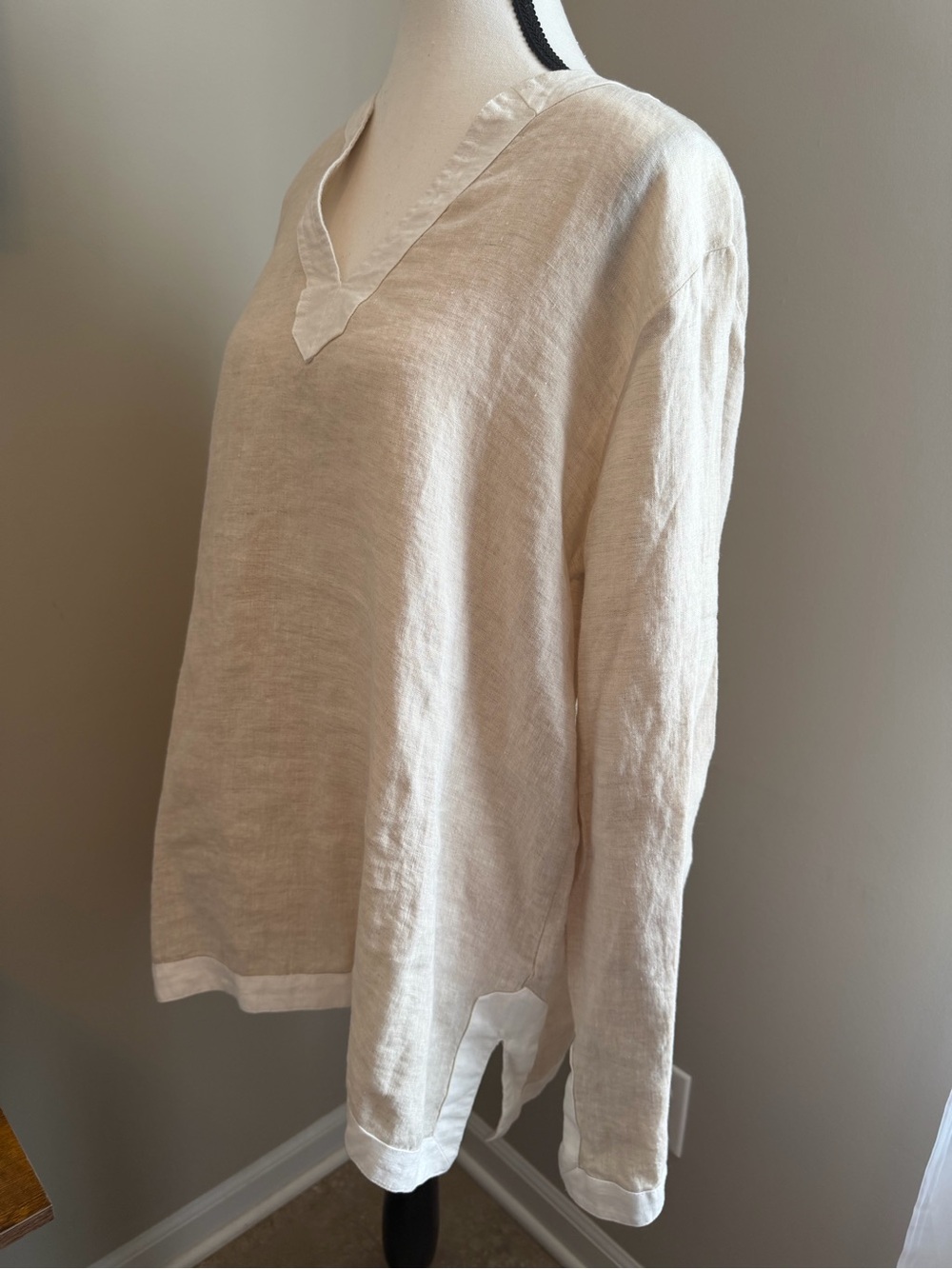 Lands’ End 100% Linen Tunic Top 14 16 NWT Long Sleeve Split Neck Natural Coastal